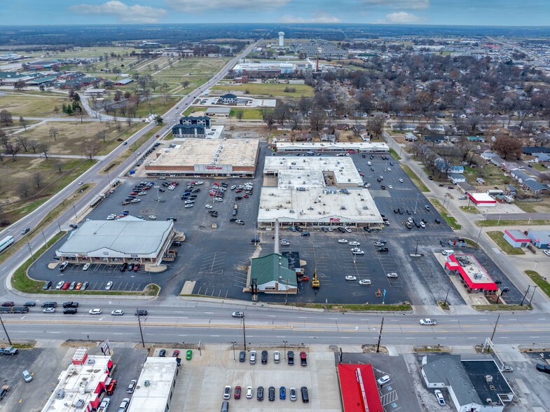 1400 S Limit Ave, Sedalia, MO en alquiler - Foto del edificio - Imagen 3 de 6