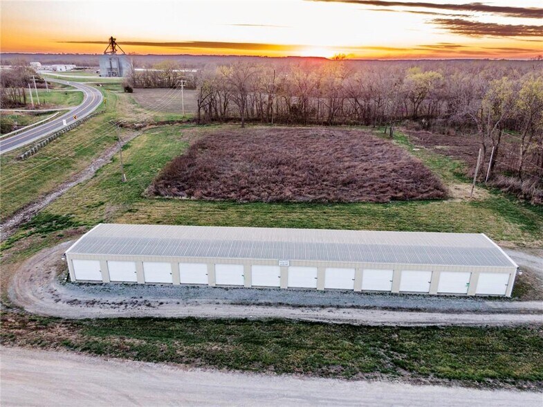 314 10th st, Mound City, KS en venta - Foto principal - Imagen 1 de 4