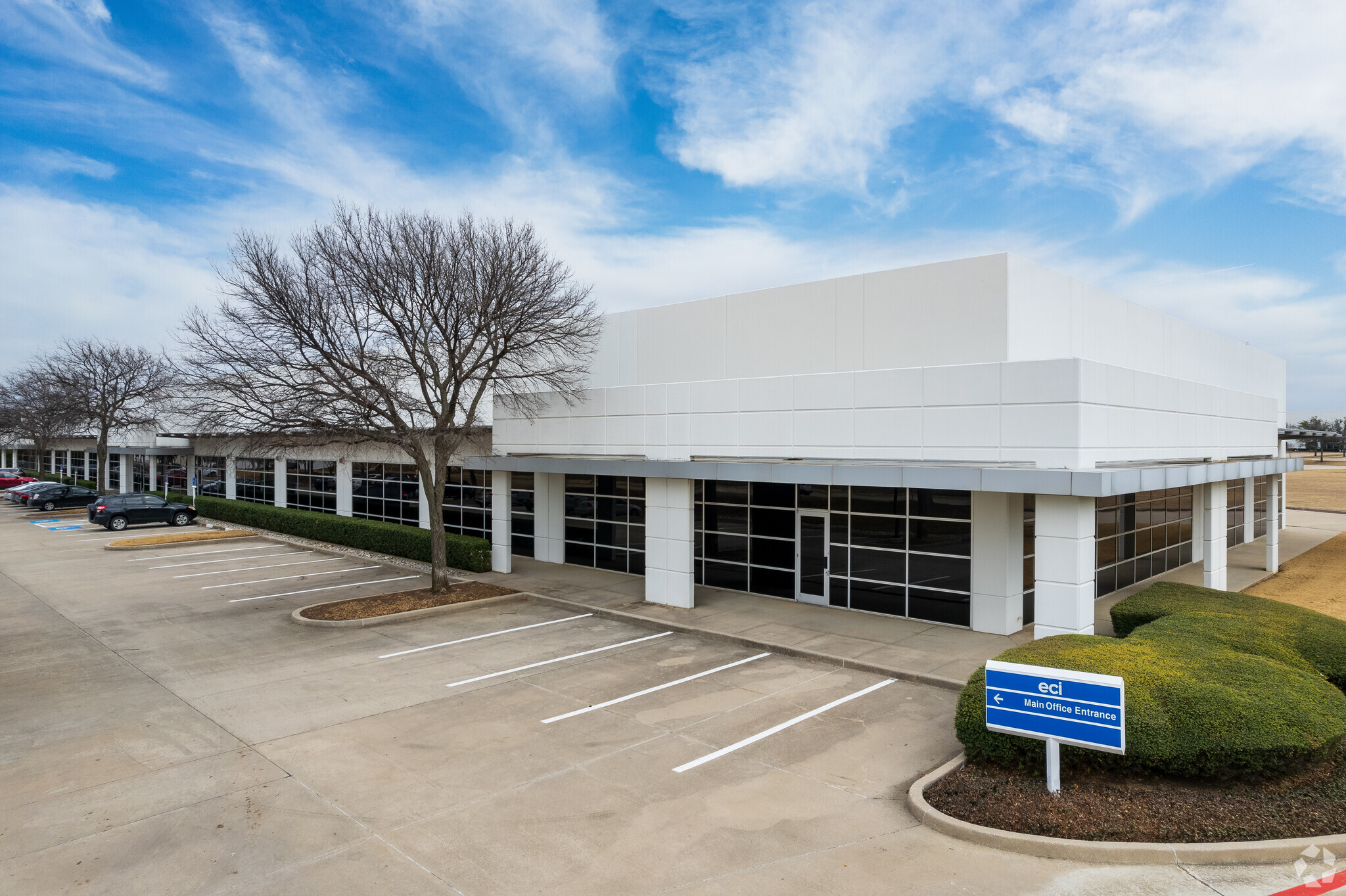 4400 Alliance Gateway Fwy, Fort Worth, TX en alquiler Foto principal- Imagen 1 de 8