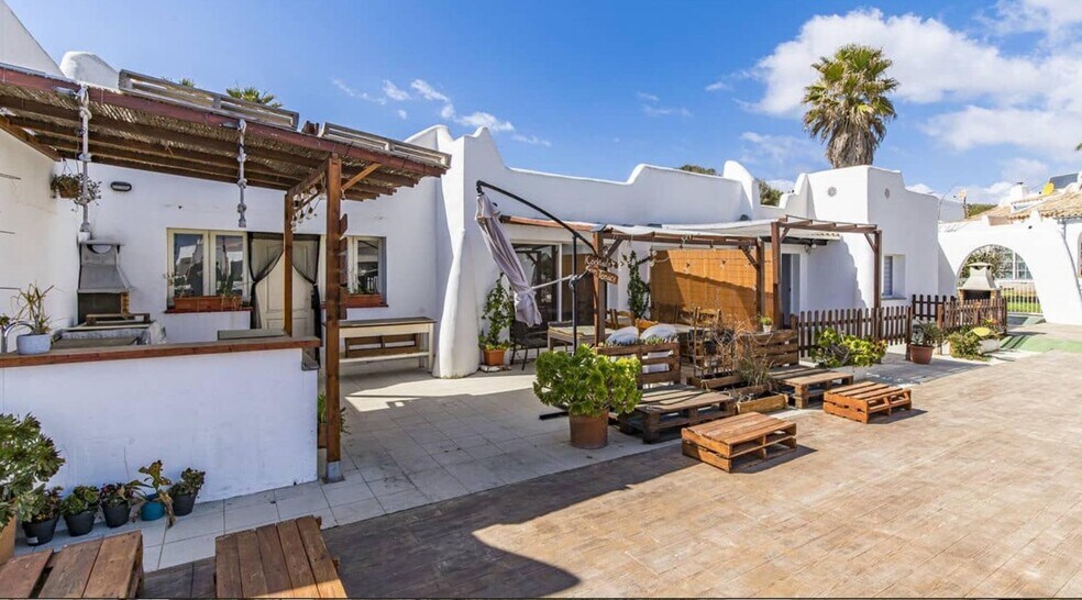 Local en Felanitx en venta - Foto del edificio - Imagen 3 de 9