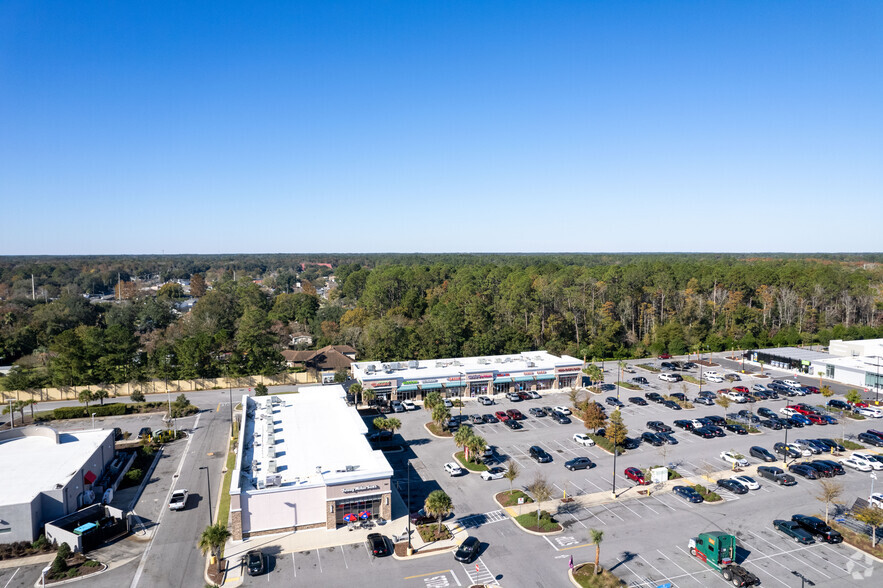 7025-7099 Collins Rd, Jacksonville, FL en alquiler - Vista aérea - Imagen 1 de 9