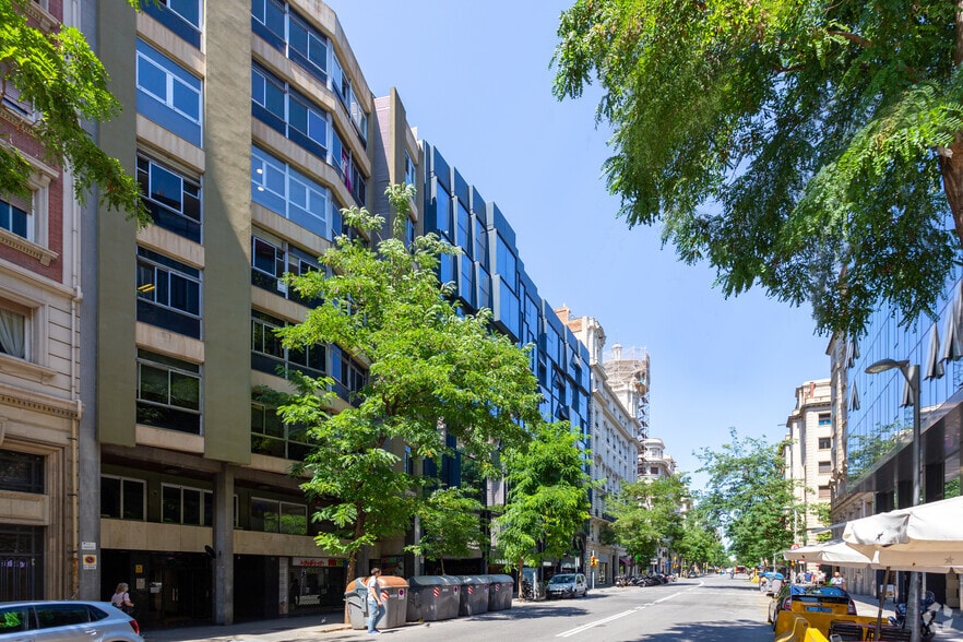 Oficina en Barcelona, Barcelona en venta - Foto del edificio - Imagen 3 de 5