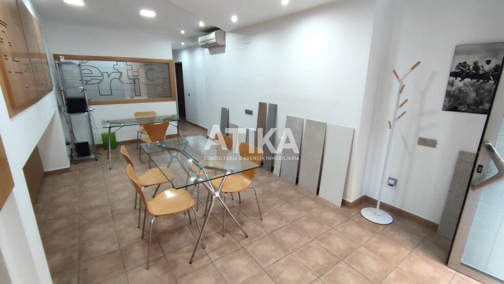 Local en Ontinyent en venta - Foto del edificio - Imagen 2 de 11