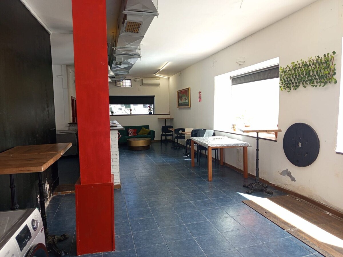 Madrid, MAD 28038 - Unidad Puerta 01 -  - Foto del interior - Image 1 of 7