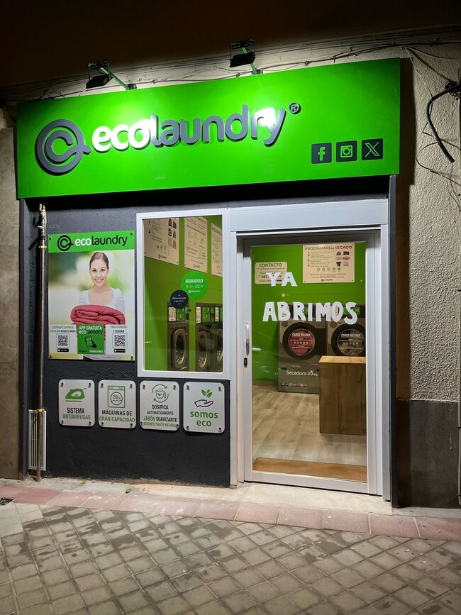 Más detalles de Calle del Puerto de Maspalomas, 15, Madrid - Local en alquiler