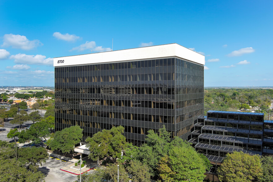 8700 Tesoro Dr, San Antonio, TX en alquiler - Foto del edificio - Imagen 3 de 13