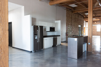 1414 S Western Ave, Chicago, IL en alquiler Foto del interior- Imagen 1 de 3