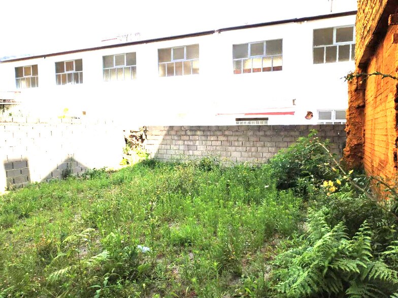 Terreno en Torrelavega en venta - Foto del edificio - Imagen 2 de 10