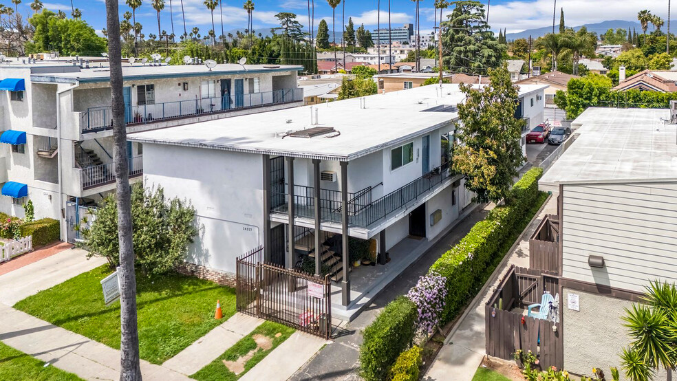 14317 Haynes St, Van Nuys, CA en venta - Foto del edificio - Imagen 2 de 10