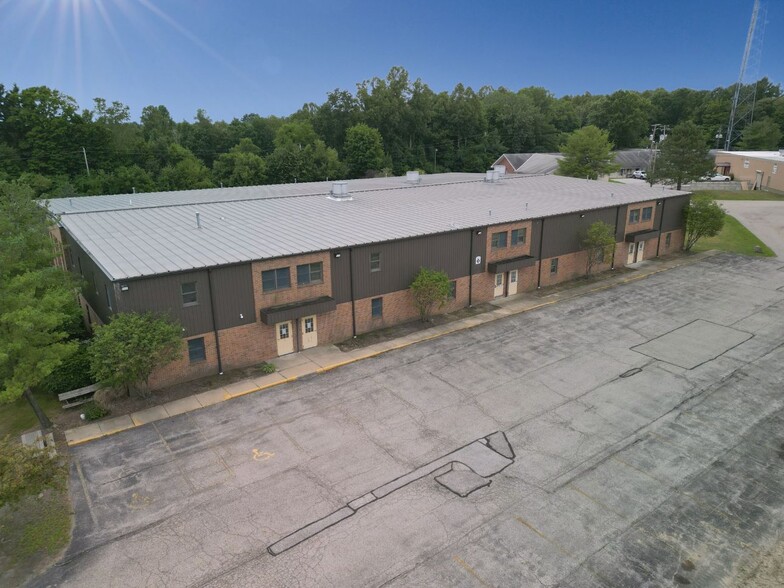 12375 Kinsman Rd, Newbury, OH en alquiler - Foto del edificio - Imagen 1 de 12