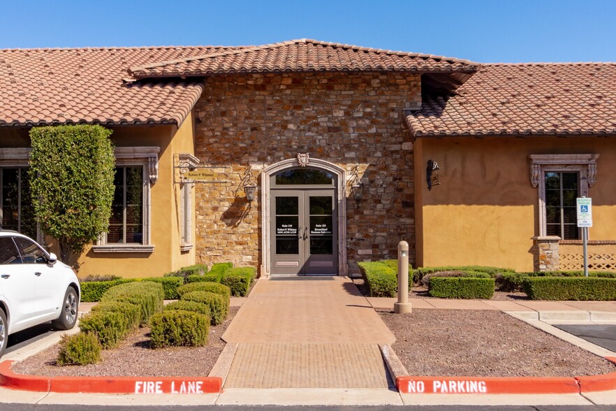 890 W Elliot Rd, Gilbert, AZ en alquiler - Foto del edificio - Imagen 2 de 6