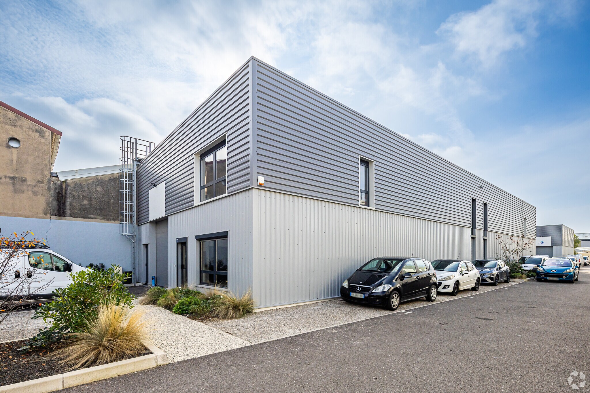 Flex en Vénissieux en alquiler Foto del edificio- Imagen 1 de 4