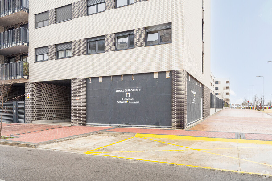 Local en Torrejón de Ardoz, Madrid en alquiler - Foto del edificio - Imagen 2 de 4