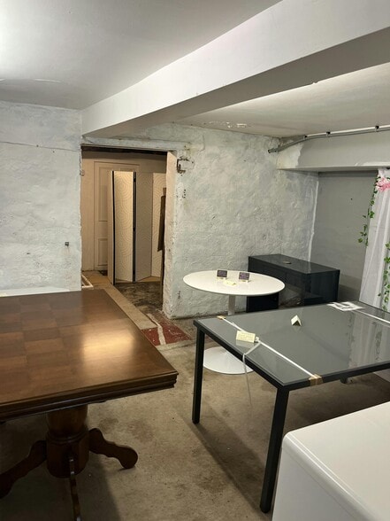 5 Market St, High Peak en venta - Foto del edificio - Imagen 3 de 10