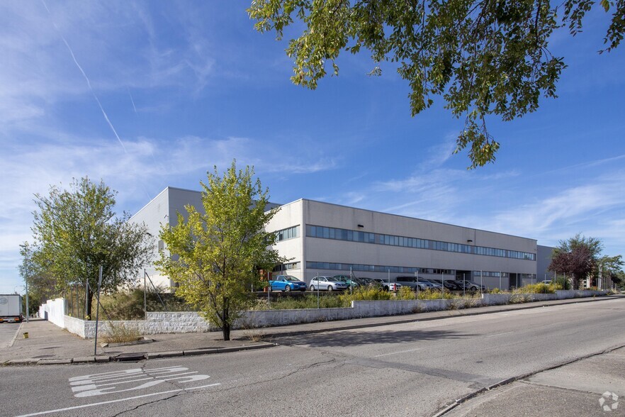 Naves en Valdemoro, MAD en alquiler - Foto del edificio - Imagen 1 de 2