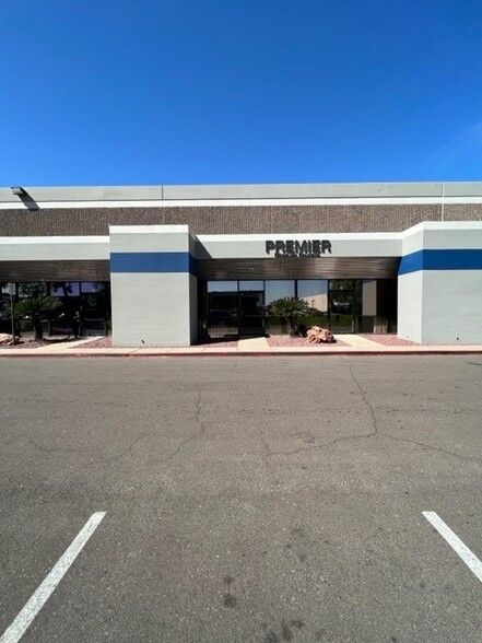 3320 N 35th Ave, Phoenix, AZ en alquiler - Foto del edificio - Imagen 3 de 5