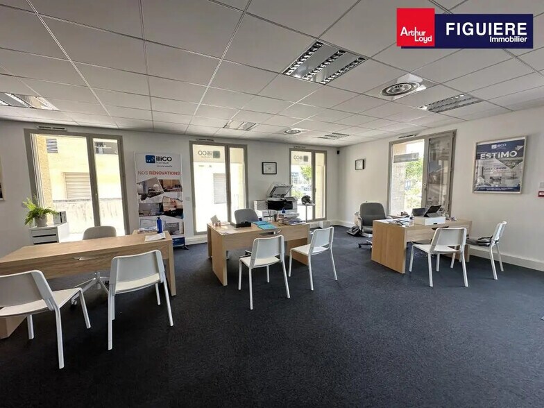 140 Avenue Du Douze Juillet 1998, Aix-en-Provence en venta - Foto del interior - Imagen 3 de 8