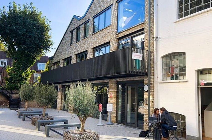 Turnham Green Terrace Mews, London en alquiler - Foto del edificio - Imagen 2 de 7