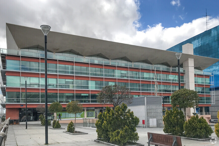 Plaza Constitución, 2, Fuenlabrada, Madrid en alquiler - Foto del edificio - Imagen 2 de 2