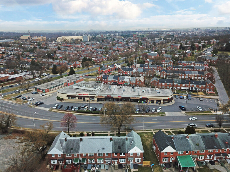 1400-1415 E Cold Spring Ln, Baltimore, MD en alquiler - Foto del edificio - Imagen 3 de 6