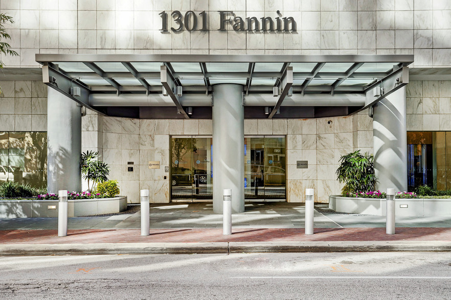 1301 Fannin St, Houston, TX en alquiler - Foto del edificio - Imagen 2 de 30