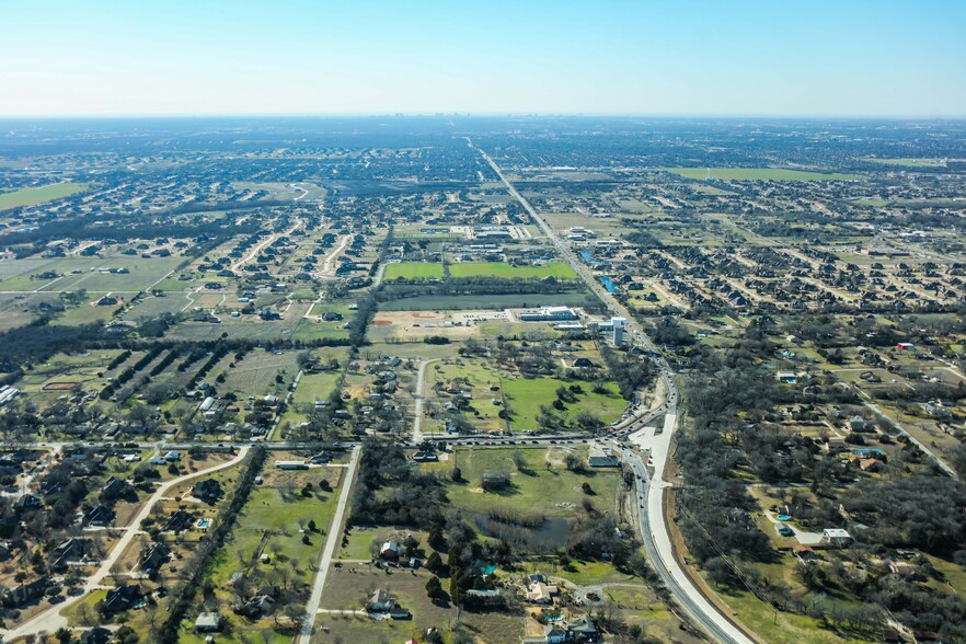 215 Southview Dr, Lucas, TX en venta - Foto del edificio - Imagen 1 de 7