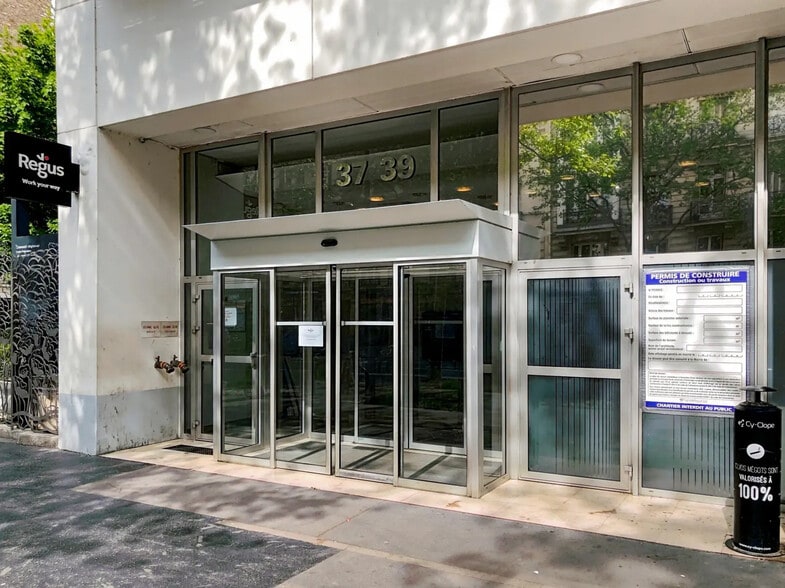 37 Avenue Ledru-Rollin, Paris en alquiler - Foto del edificio - Imagen 3 de 34