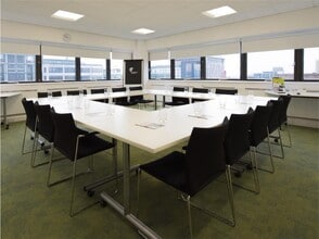 403-445 Midsummer Blvd, Milton Keynes en alquiler Foto del interior- Imagen 2 de 5