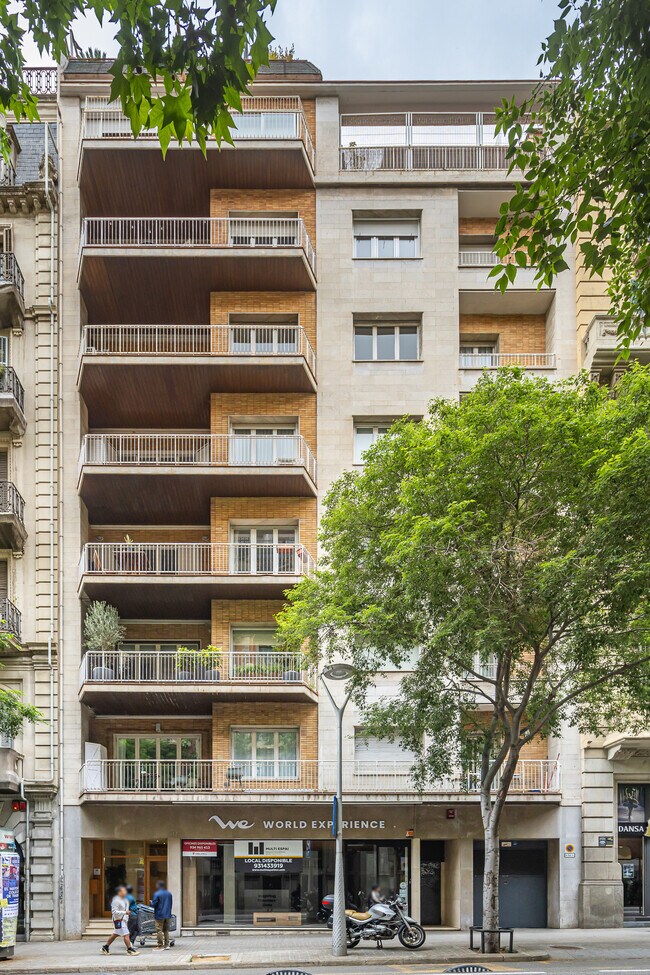 Más detalles de Carrer de Roger de Llúria, 117, Barcelona - Oficina en alquiler