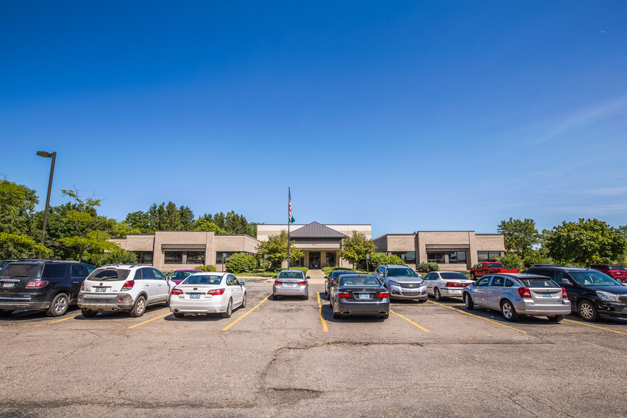 4440 Hagadorn Rd, Okemos, MI en alquiler - Foto del edificio - Imagen 2 de 4