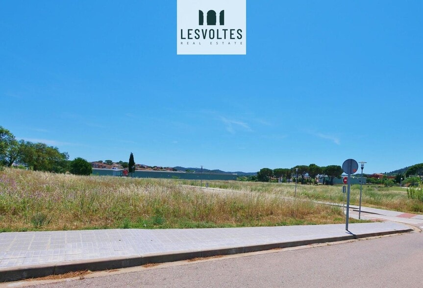 Residencial Mas Borrell cartera de 5 inmuebles en venta en LoopNet.es - Foto del edificio - Imagen 3 de 4