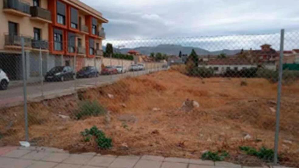 Calle de las Andas, 1, Alhendín, Granada en venta - Foto de la construcción - Imagen 2 de 10