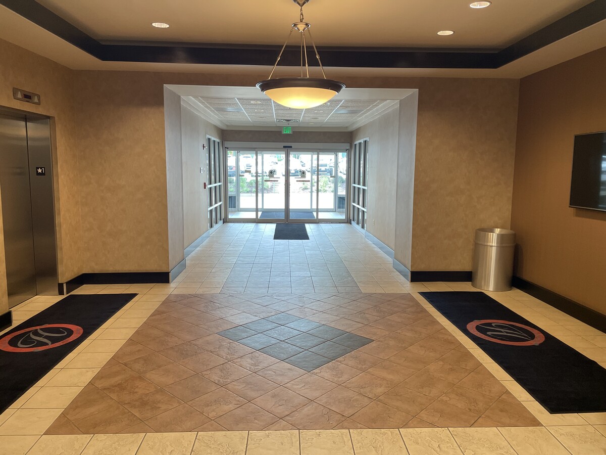 913 Ridgebrook Rd, Sparks, MD 21152 - Unidad 312 -  - Lobby - Image 1 of 14