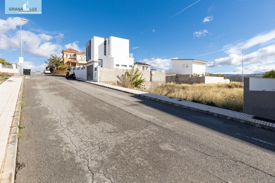 Avenida Cerro Alfonsico, 20, Peligros, Granada en venta - Foto del edificio - Imagen 3 de 18
