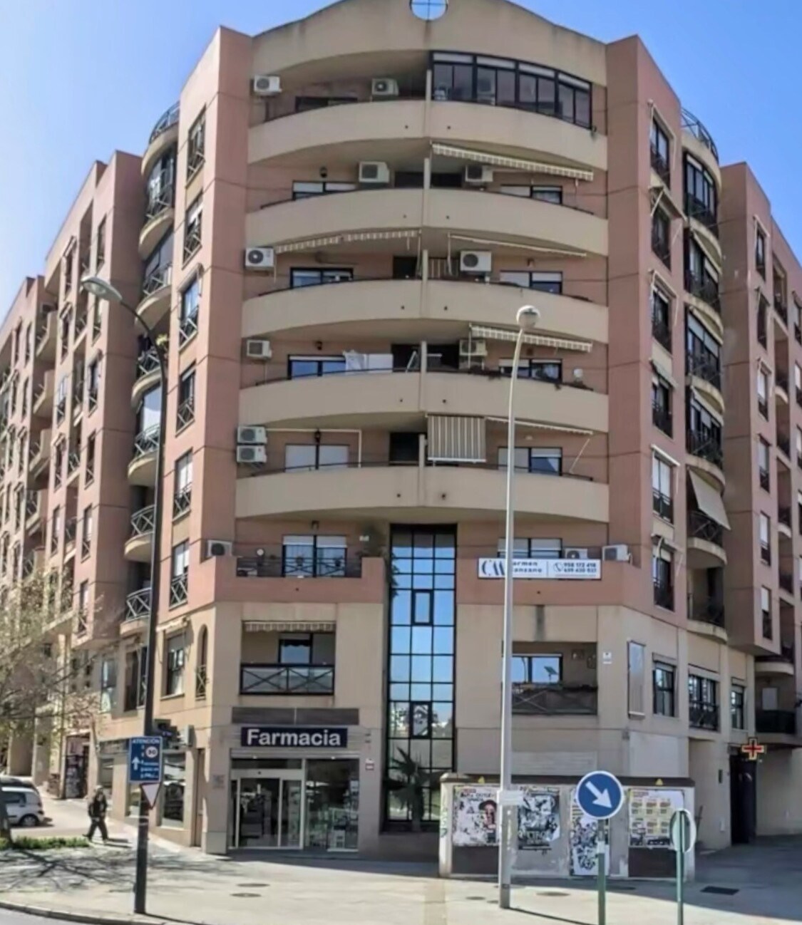 Edificio residencial en Granada, Granada en venta Foto del edificio- Imagen 1 de 3