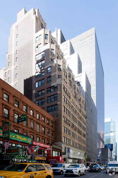 64 W 48th St, New York, NY en alquiler - Foto del edificio - Imagen 1 de 7