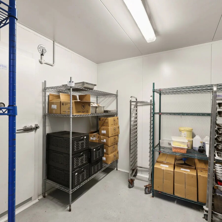 266 Osborne Ave, Clayton South, VIC 3169 - Unidad 120 -  - Foto del interior - Image 2 of 2
