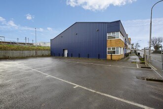 199-215 Cardiff Rd, Reading en alquiler Foto del edificio- Imagen 2 de 6