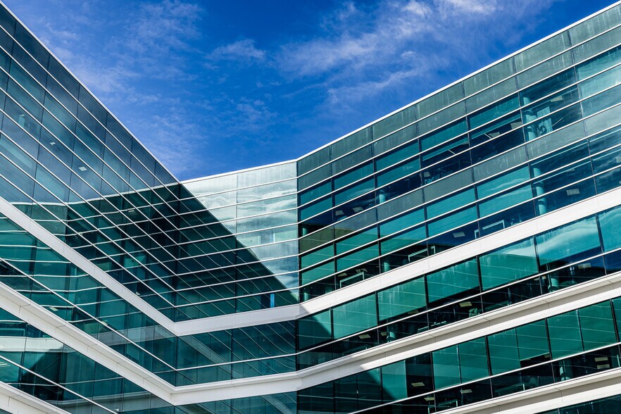 Vía Poblados, 9 - 11, Madrid, Madrid en alquiler - Foto del edificio - Imagen 3 de 24