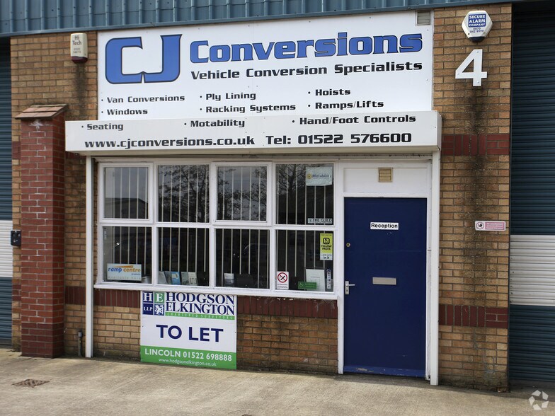 Cardinal Clos, Lincoln en alquiler - Foto del edificio - Imagen 2 de 6