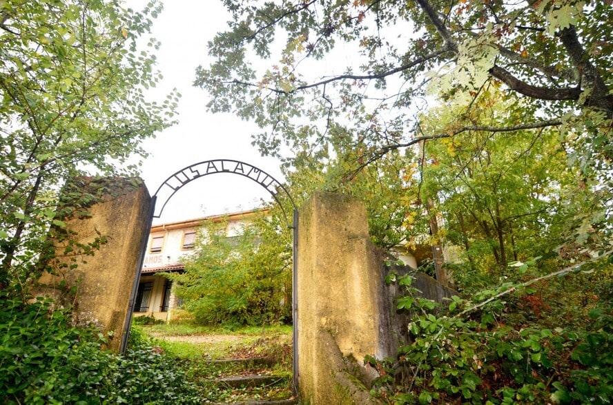 Local en Sequeros en venta - Foto del edificio - Imagen 2 de 50