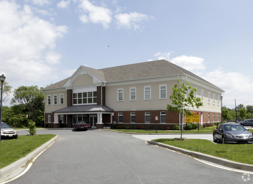 222 Carter Dr, Middletown, DE en venta - Foto del edificio - Imagen 1 de 9