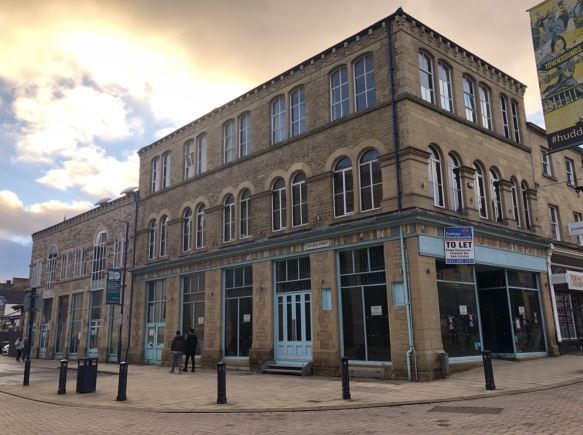 50 King St, Huddersfield en alquiler Foto del edificio- Imagen 1 de 2