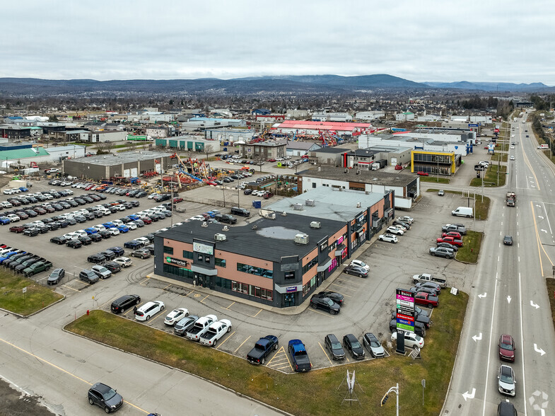 371-387 Boul Armand-Paris, Québec, QC en venta - Vista aérea - Imagen 3 de 3