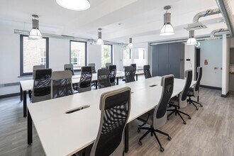 1-3A Chapel Pl, London en alquiler Foto del interior- Imagen 1 de 7