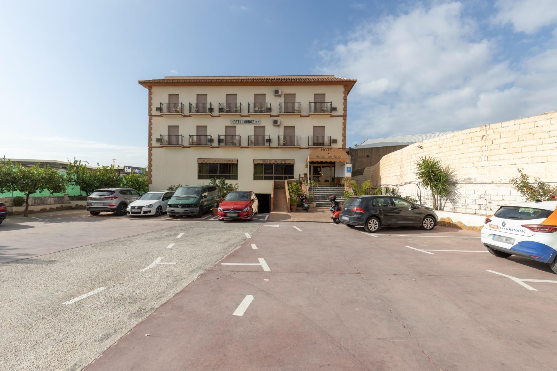 de Almería, 17, Motril, Granada en venta Foto del edificio- Imagen 1 de 51