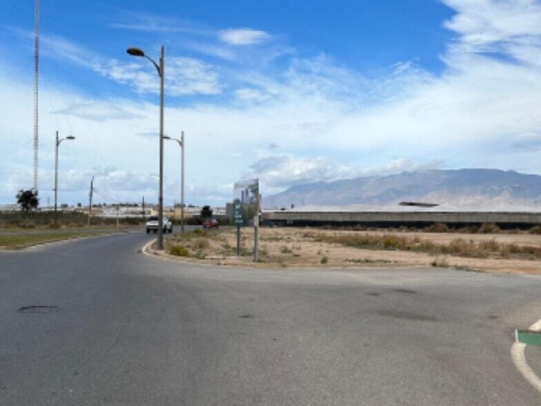 Terreno en Roquetas de Mar en venta - Foto del edificio - Imagen 2 de 5