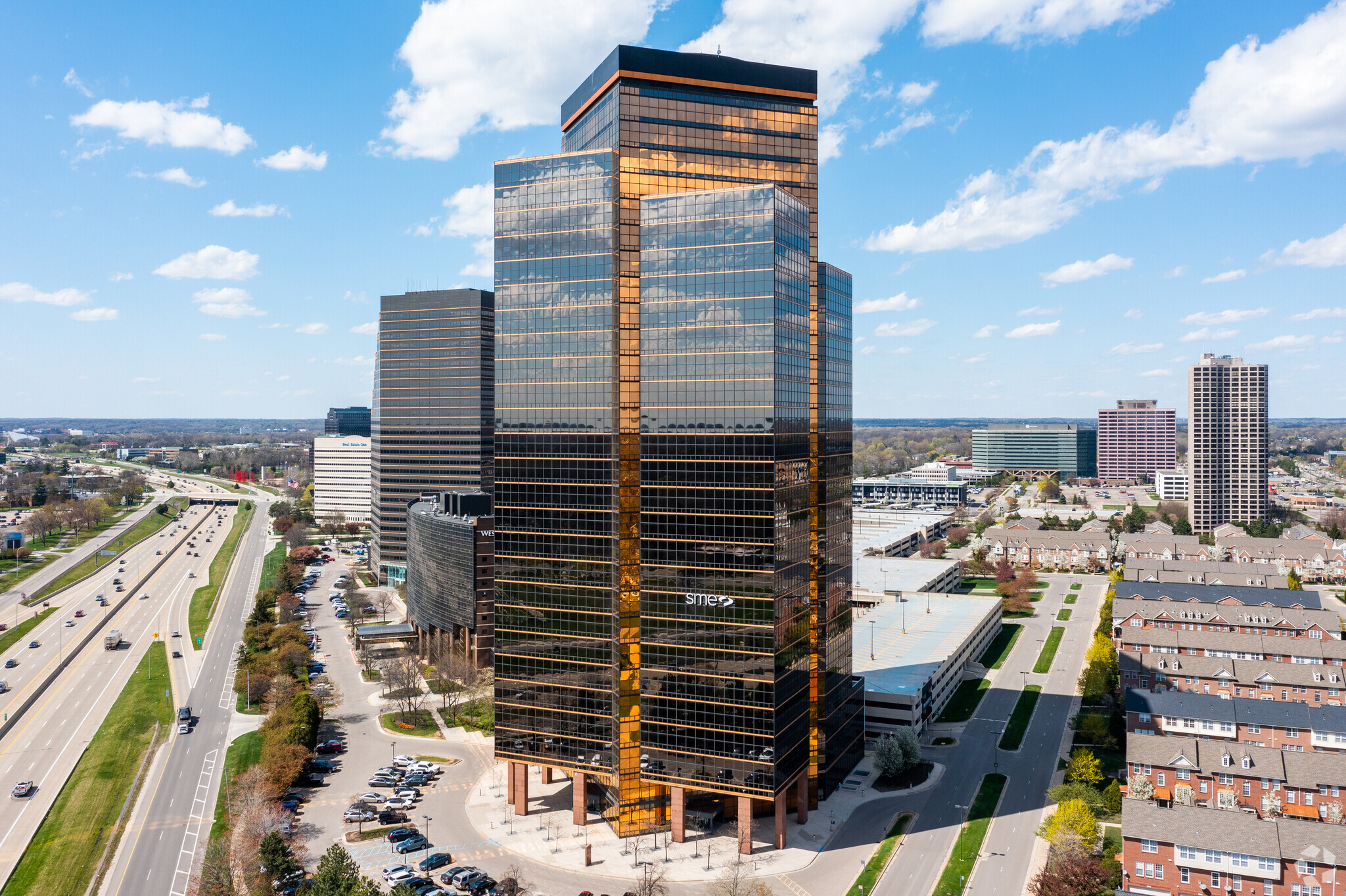 1000-4000 Town Center, Southfield, MI en alquiler Foto del edificio- Imagen 1 de 36