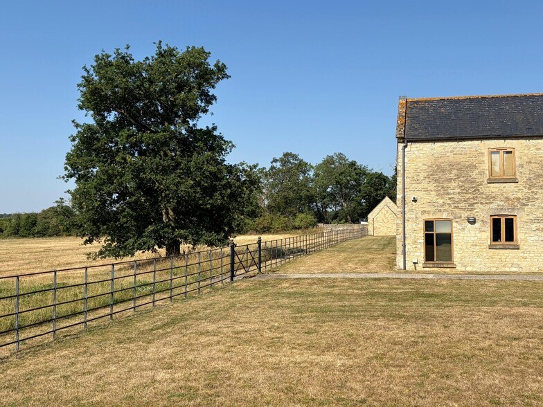 Kirtlington Park, Kirtlington en alquiler - Foto del edificio - Imagen 2 de 2