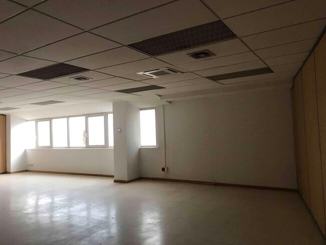 Más detalles de Oficina en alquiler